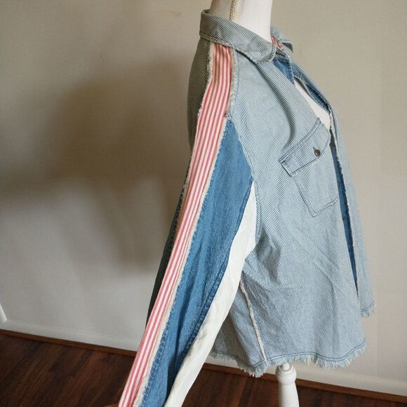 Free People oversized chambray patriotic Button Down Shirt Size XS - Picture 3 of 4
